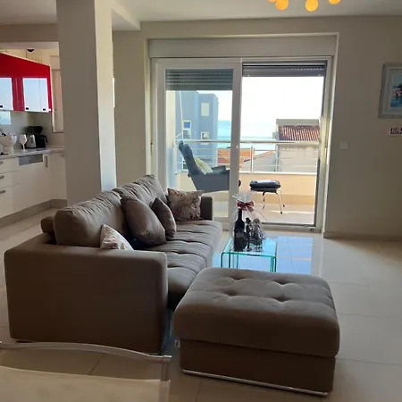 Kroatien Adria Riviera Mit 3 Schlafzimmer Apartman *