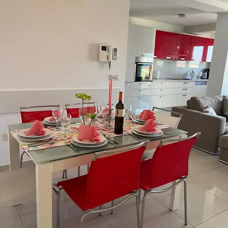 Kroatien Adria Riviera Mit 3 Schlafzimmer * Makarska