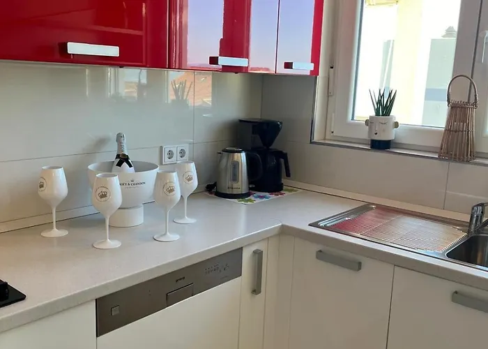 Kroatien Adria Riviera Mit 3 Schlafzimmer * Makarska